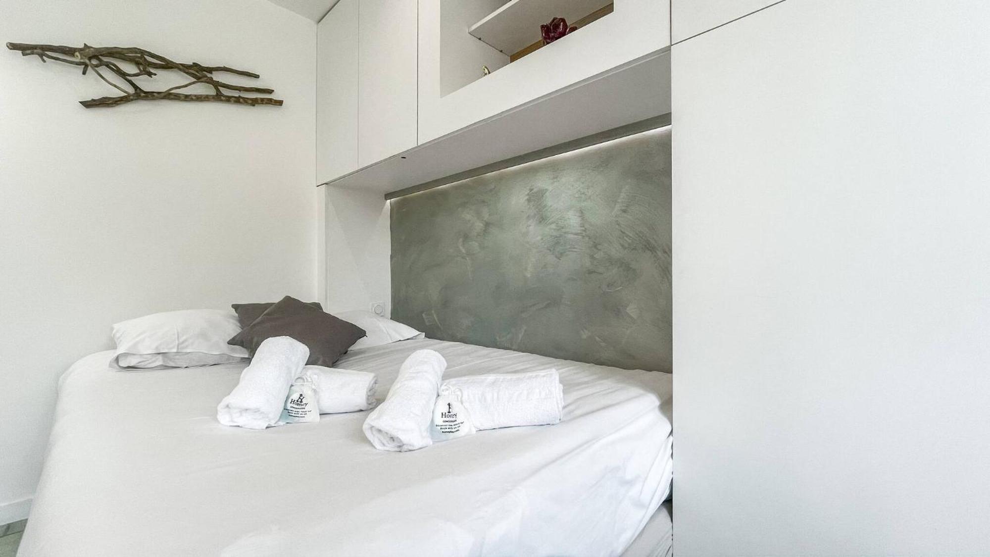Apartment Homey Tidy - New / Proche Centre / Parking Gratuit / Entierement Equipe